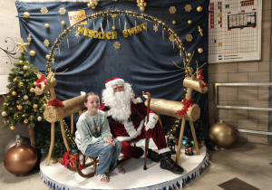 zdjęcie na ściance z Mikołajem