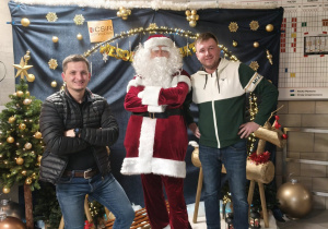 klienci ze św. Mikołajem